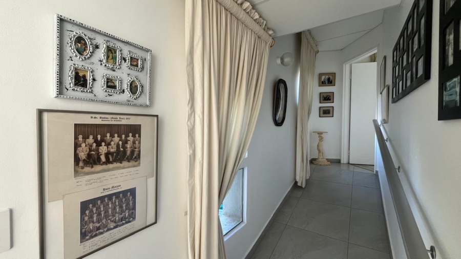 3 Bedroom Property for Sale in Wavecrest Eastern Cape